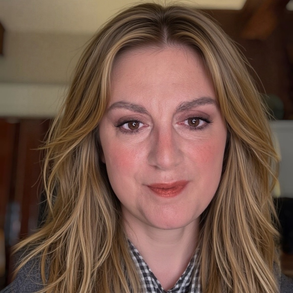 Meet your Posher, April